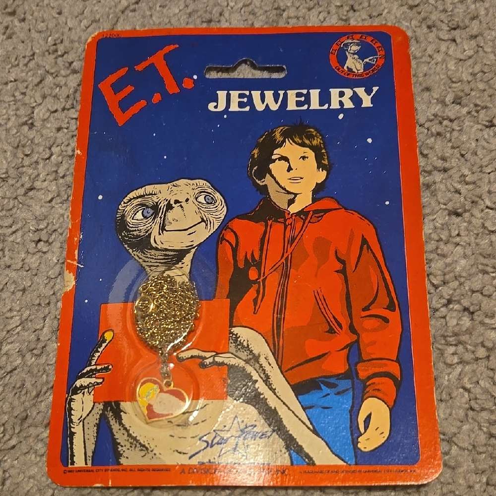 E.T. Gold Jewelry Set